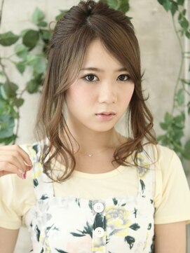 と和×美髪クリニック 巣鴨店 細かなディテールが映える ゆる可愛ナチュラルアレンジ