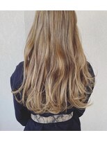 ビーワールド(B WORLD)&nbsp;ハイトーンロングヘア　ツヤカラー【 藤枝/髪質改善/カラー】