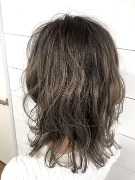 ピース トウキョウ(PEACE TOKYO) 【PEACE★Mickey】バレイヤージュ/ミディアムレイヤー