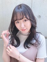 サンカク(SANKA KU)&nbsp;シースルー流し前髪/小顔カット/くびれセミロング