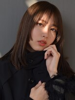 シーン(SCENE)&nbsp;20代30代　ブラウンベージュ　艶感　ストレート【天神/今泉】