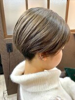 ファブ バイ ルミ(Fab by Lumi)&nbsp;透明感カラー/小顔ショート/韓国