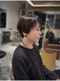 マッシュショート　ショートカット　小顔　前下がりショート