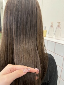 リル(re'll) 《花屋併設》透明感オリーブ［酸性ストレート/ヘアセット］