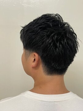 ヨシザワインク プレミアム 築地店(YOSHIZAWA Inc. PREMIUM) ツーブロック刈り上げアップバングショート