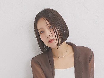 アーサスバイヘッドライト 古河店(ursus by HEADLIGHT)の写真/柔らかい手触りとナチュラルなまとまりのあるストレートが人気！【古河/髪質改善/学割U24】