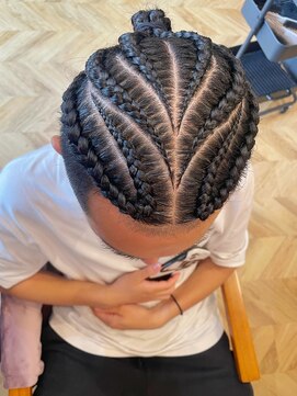 ラグシス ザ ヴィンテージ(LUXIS THE VINTAGE) 【コーンロウ】