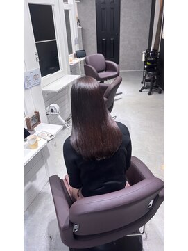 アウラ 近鉄八尾駅前店(Aura) 髪質改善×縮毛矯正で、別人級の艶髪へ