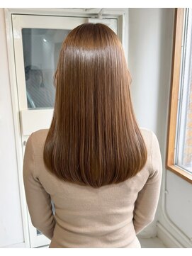 零秒女髪 千里丘店 上品な大人女性向け艶カラーの美髪セミロング髪質改善艶感