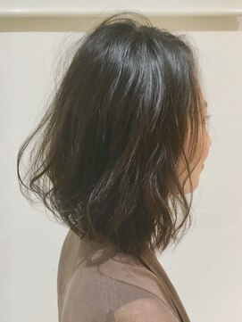 アイコニックナゴヤ(AIconic nagoya) 大人前下がりニュアンスボブ