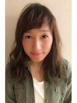 ロンド 銀座(Lond) カジュアルエアリーセミロング 担当本田奈穂美