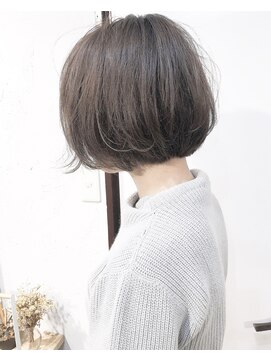 ヘアーアンドアトリエ マール(Hair&Atelier Marl) 【Marl】ベージュカラーのシンプルボブ♪