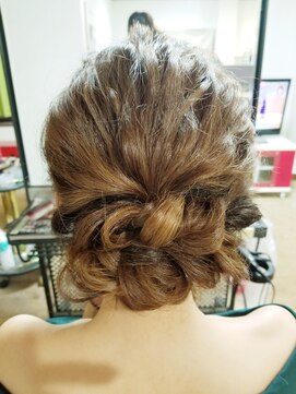 ウゥ(Ulu) アップスタイル