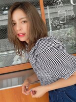 シェルター バイ トウキョウ(Shelter by TOKYO)&nbsp;大人可愛いくびれミディ（かきあげグレージュカラー）