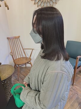 デッカソウル 茨木店(Ｄｅｃｃａ Ｓｏｕｌ) ストレート×透明感ある暗色アッシュ