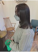 ストレート×透明感ある暗色アッシュ