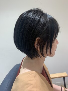ネオリーブエクラ 上野御徒町店(Neolive eclat) くびれショート♪ボブウルフ黒髪