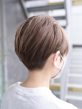 シャロン(SHARON) 【SHARON】ハイトーンショート/アッシュベージュ/刈り上げ