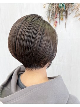 プランタン(Printemps) コンパクトショート丸みショート毛流れ襟足耳掛け小顔ボブ