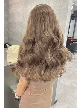 リア 大阪梅田(Ria) ～ミルクティーべージュ　シールエクステ～【Ria 大阪 梅田】