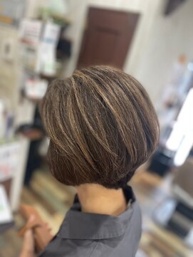 サロン デュッカ(Salon Duka) おしゃれハイライト