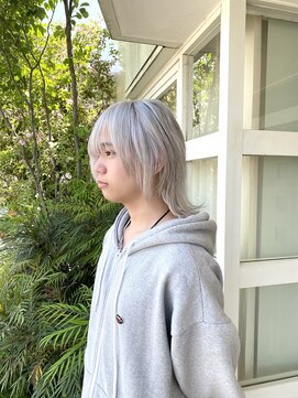 ライフイズ 磐田本店(Life is...) ホワイトカラー×ウルフ