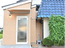 ラナ 新所沢店(lana)の雰囲気（駐車場完備！理容室に併設の美容室です！ご利用お待ちしてます！）