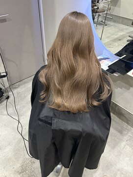 デディトゥ(dedyto) ワンブリーチで作るミルクティーベージュ!