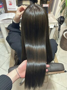 ヘアリゾート粋 ティガ 池袋店(tiga) 艶髪/オリーブベージュ/ロングレイヤー