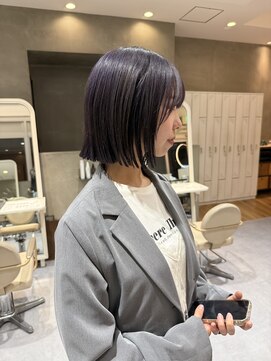 アトロ(Atoro) カット/カラー/イメチェン/顔周り/ボブ/レイヤーカット/大阪梅田