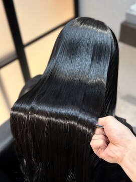 ルナス 福岡天神(LUNAS) 縮毛矯正+髪質改善トリートメント