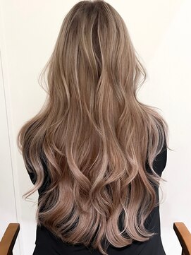 セイントローレン バイ ジルブラン(St.Lauren by JIL BLAN) ハイライトバレイヤージュダブルカラーショートカット