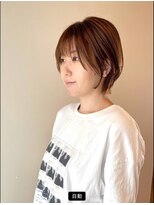 アン アイズ(ann EYES)&nbsp;大人可愛いショート/艶感ベージュ/丸みショート艶感