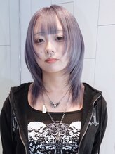 顔周りレイヤーミディアムウルフレイヤー前髪カット_F1253