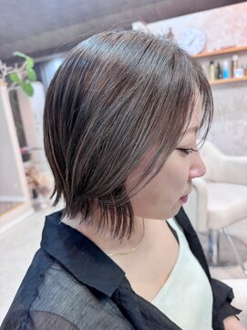 スプランドゥール(splen deur) 切りっぱなしくびれボブ