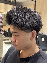 レボ 片町店(Revo)&nbsp;スパイキーショート×テーパーフェード！