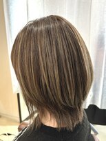 アズール 草加(azule)&nbsp;ウルフ　レイヤーカット　大人女性おすすめ