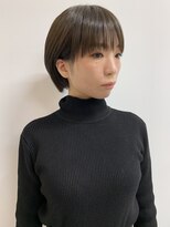 フィル(fil)&nbsp;ショートボブ／グレージュ