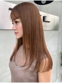 キャラメルベージュ