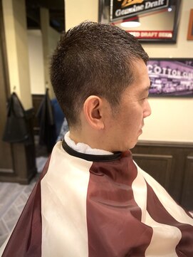 バレス 田町(BALES) [スキンフェード/ツイストスパイラル/田町]