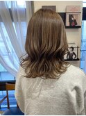 ちょっぴり明るめシナモンベージュカラー