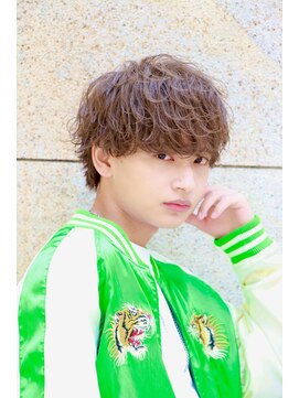 オーシャントーキョー 大阪(OCEAN TOKYO) マッシュ パーマ カラー メンズヘア メンズ カット 学割 眉毛