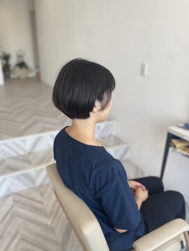 ウル(ulu) 丸みショートボブ