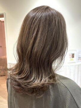 ネオリーブソラ 相模大野店(Neolive sola) 白髪ぼかしハイライト/脱白髪染め