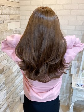 マーリャヘアー(mallia hair) レイヤースタイルレイヤーカットロングレイヤー小顔スタイル