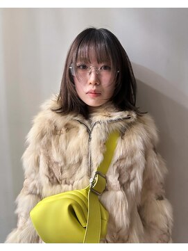 シキ(SIKI) ボブレイヤースタイル