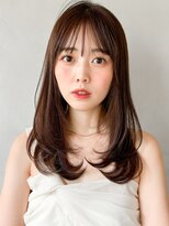 キリ 表参道(kyli)&nbsp;ボブウルフ外ハネボブ斜めバングアンブレラカラー結べるボブ