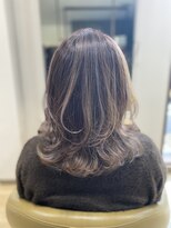 シャイン(shine)&nbsp;カット+ヴィラロドラカラー+ハイライト+スパトリートメント