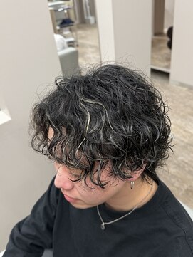 レーヴバイリコ 三軒茶屋(Reve by liko) 波巻きパーマ/センターパート/波巻きウルフ
