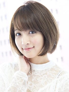 ビューティーアンドケアカロン(Beauty and Care CALON) 【銀座】オリーブグレージュの丸みシルエットの大人ボブスタイル